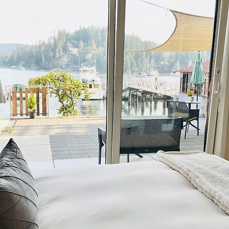 Oceanfront Zen Villa North Vancouver Exteriör bild